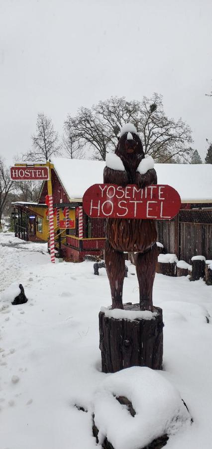 Yosemite International Hostel Groveland Exterior photo