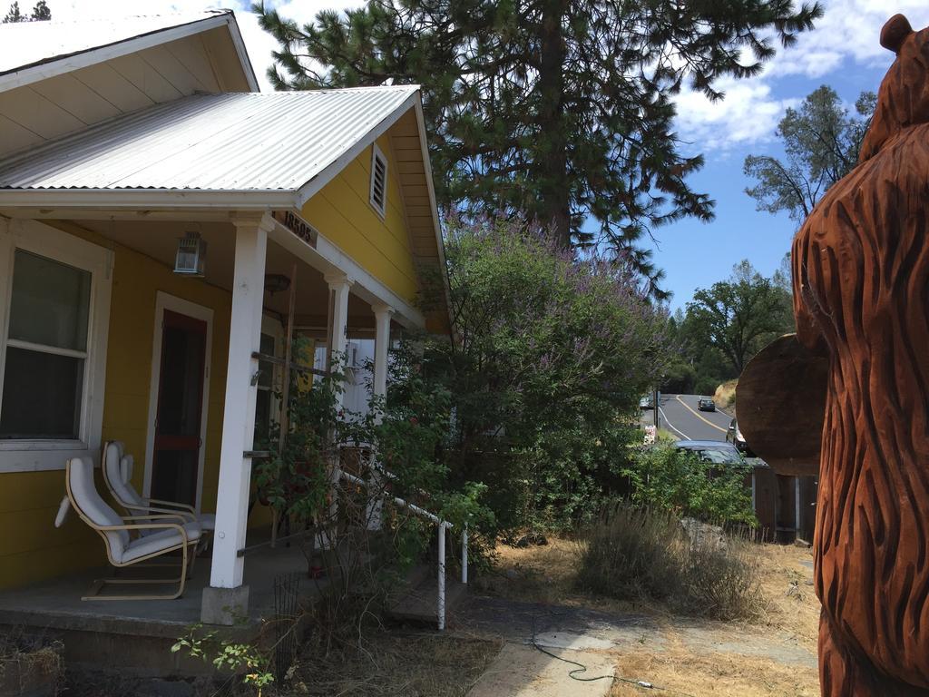 Yosemite International Hostel Groveland Exterior photo