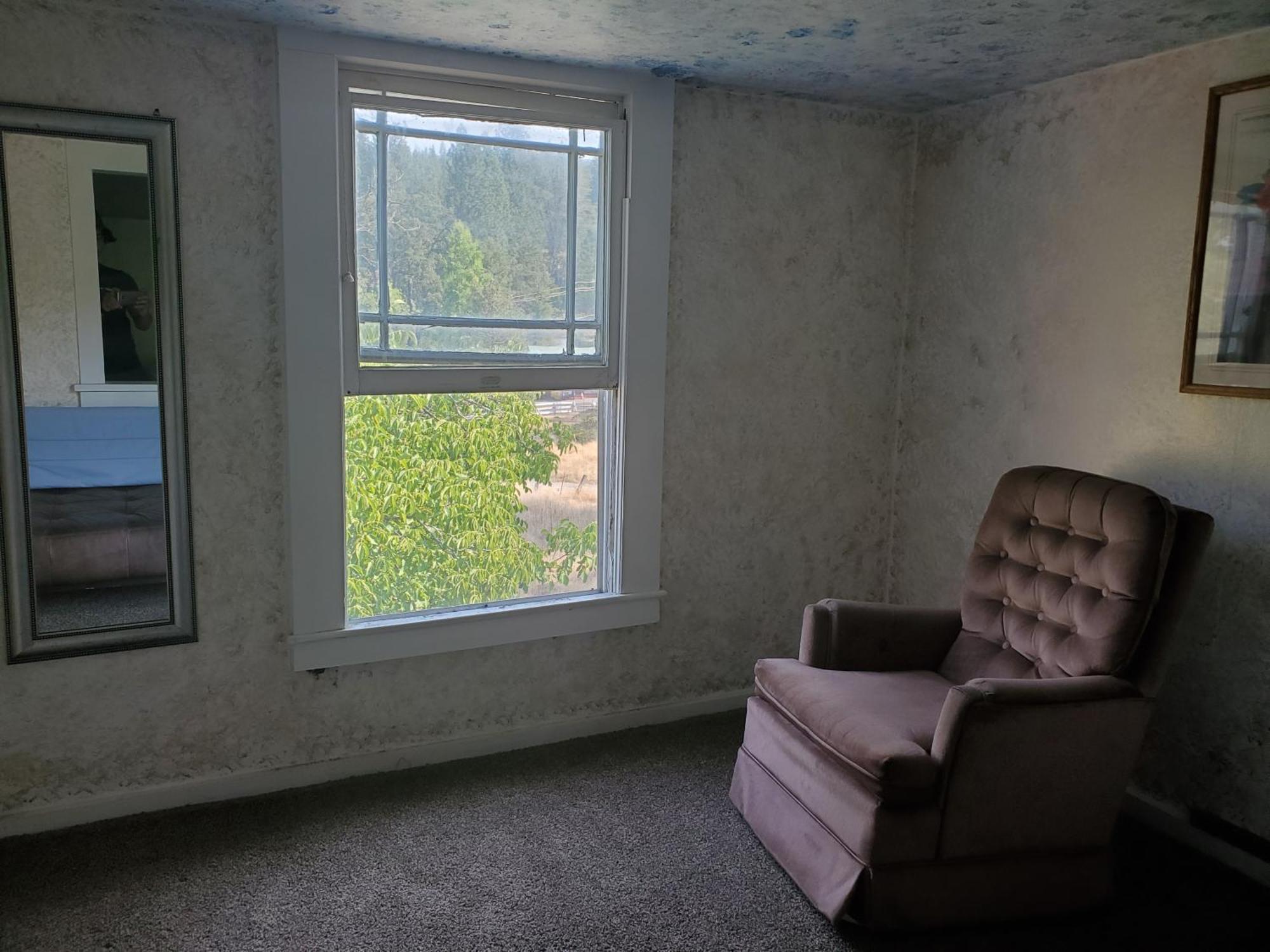 Yosemite International Hostel Groveland Room photo