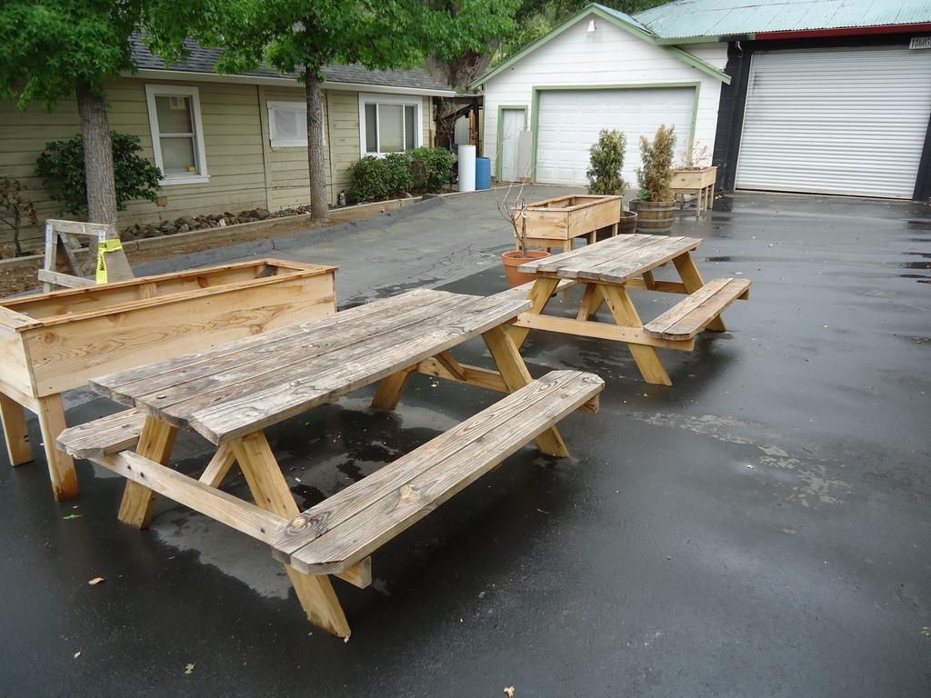 Yosemite International Hostel Groveland Exterior photo